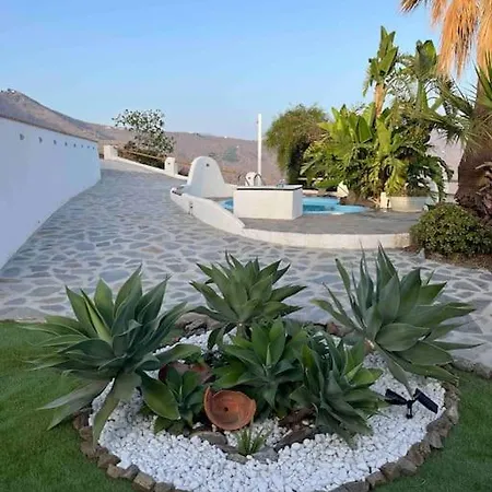 Mountain House With Sea View Holiday home
