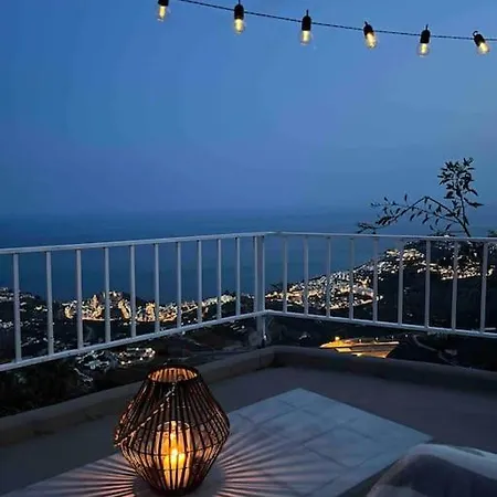 Mountain House With Sea View *